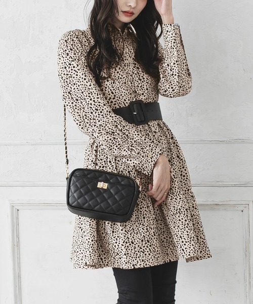 Julia Boutique（ジュリアブティック）の「キルティングスクエアチェーンショルダーバッグ/21600（ショルダーバッグ・レディース・オフホワイト/ブラック/ピンク・ONE）」の18枚目の写真