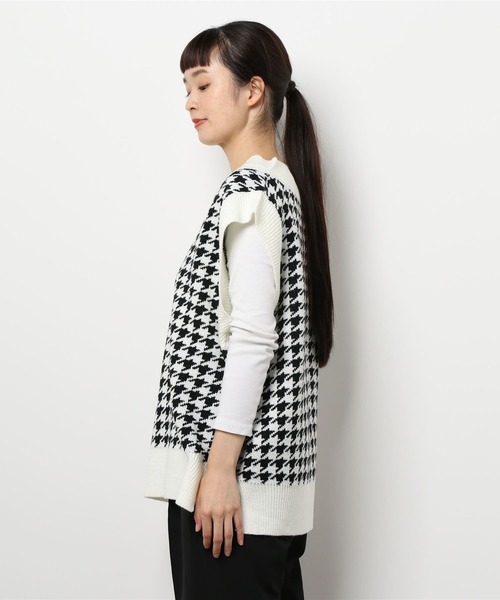 DURAS（デュラス）の「千鳥柄ニットベスト（ベスト・レディース・ホワイト/ブラック・FREE）」の13枚目の写真