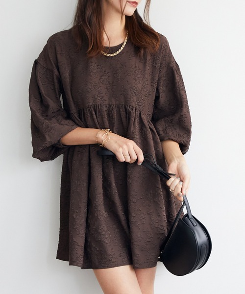 Cheek（チーク）の「花柄膨れジャガードフレアブラウス（チュニック・レディース・アイボリー/ブラック/ブラウン・MEDIUM）」の16枚目の写真