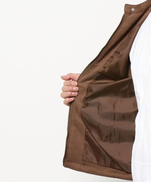 STYLEBLOCK(スタイルブロック)の「ポンチスウェードシングルライダースジャケット(ライダースジャケット・メンズ・キャメル/ブラック・M/L/LL)」の5枚目の写真