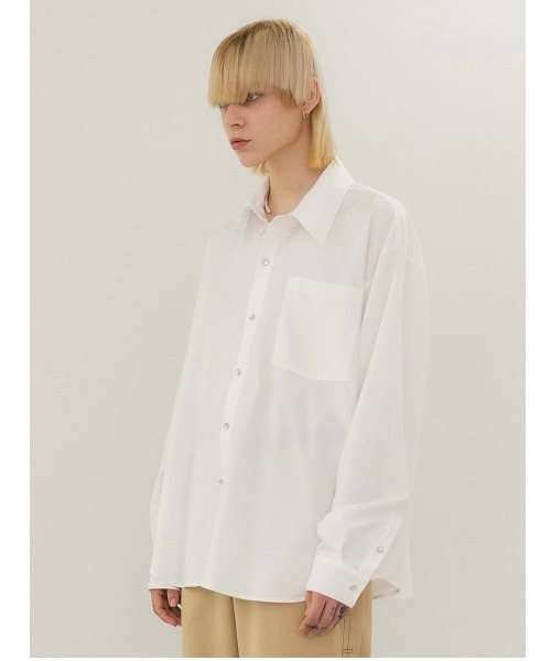 ANOTHERYOUTH(アナザーユース)の「【ANOTHERYOUTH/アナザーユース】back slit shirts/バックスリットシャツ(シャツ/ブラウス・メンズ・ホワイト/スカイブルー・ONE SIZE)」の3枚目の写真