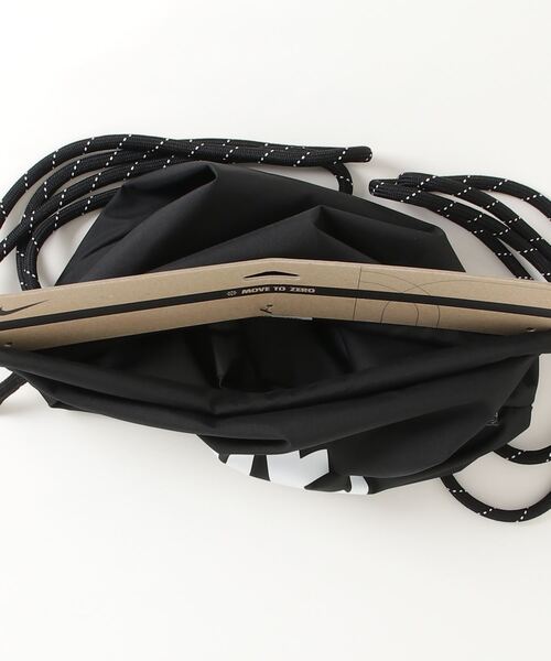 NIKE(ナイキ)の「NIKE/ナイキ バック ヘリテージ ドローコードバッグ ナップサック 13L DC4245-010(バックパック/リュック・メンズ・ブラック×ブラック・FREE)」の2枚目の写真