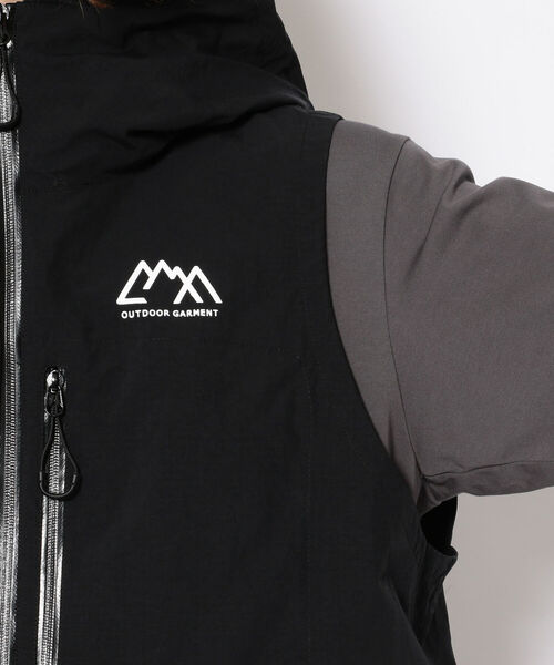 CMF OUTDOOR GARMENT（シーエムエフアウトドアガーメント）の「COMFY OUTDOOR GARMENT(コンフィアウトドアガーメント/コムフィ)  PHANTOM VEST NYLON/CMF2201-V02C/ユニセックス（ベスト・メンズ・ブラック・MEDIUM/LARGE）」の9枚目の写真