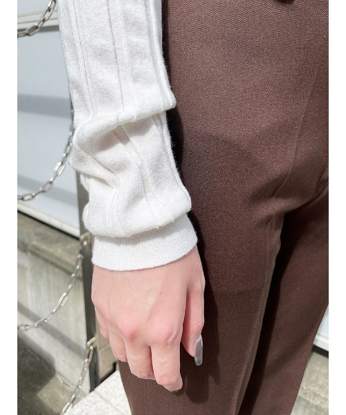 ENVYM（アンビー）の「ポロネックリブＫｎｉｔ（その他トップス・レディース・ホワイト/ブラック/Moca・FREE）」の7枚目の写真