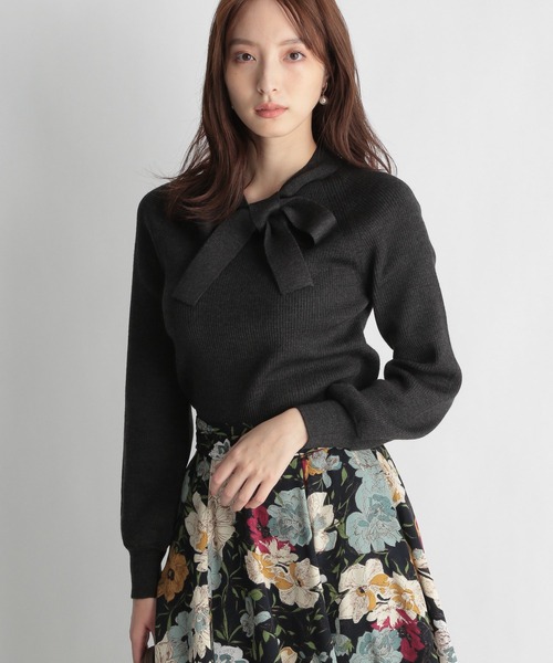 Andemiu(アンデミュウ)の「【吸湿発熱機能付き】リブボウタイ2WAYニット239202(ニット/セーター・レディース・ブラック/ブルー/ベージュ・FREE)」の12枚目の写真