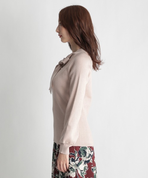 Andemiu(アンデミュウ)の「【吸湿発熱機能付き】リブボウタイ2WAYニット239202(ニット/セーター・レディース・ブラック/ブルー/ベージュ・FREE)」の16枚目の写真