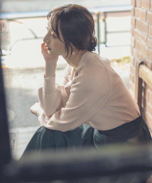 Andemiu(アンデミュウ)の「【吸湿発熱機能付き】リブボウタイ2WAYニット239202(ニット/セーター・レディース・ブラック/ブルー/ベージュ・FREE)」の4枚目の写真