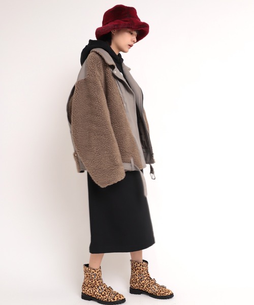 RNA（アールエヌエー）の「J2002 ボアコンビＢＩＧライダース（ライダースジャケット・レディース・ベージュ/キナリ/ブラック・MEDIUM）」の19枚目の写真