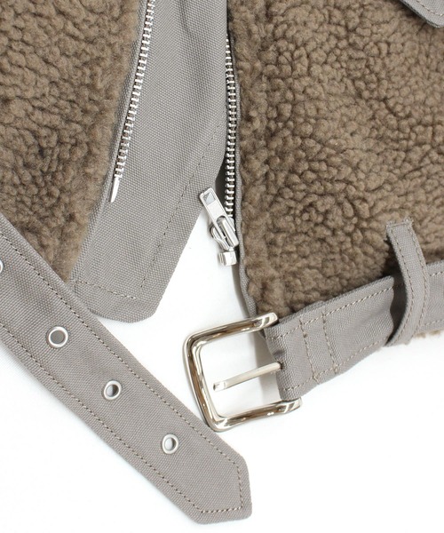 RNA（アールエヌエー）の「J2002 ボアコンビＢＩＧライダース（ライダースジャケット・レディース・ベージュ/キナリ/ブラック・MEDIUM）」の13枚目の写真