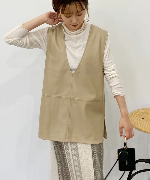 CAPRICIEUX LE'MAGE（カプリシューレマージュ）の「フェイクレザーベスト（ベスト・レディース・ブラック/ベージュ・FREE）」の14枚目の写真