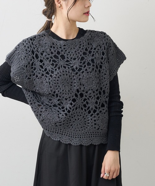 PUAL CE CIN（ピュアルセシン）の「【premium】カギ針編みニットベスト（ニット/セーター・レディース・アイボリー/チャコールグレー・FREE）」の10枚目の写真