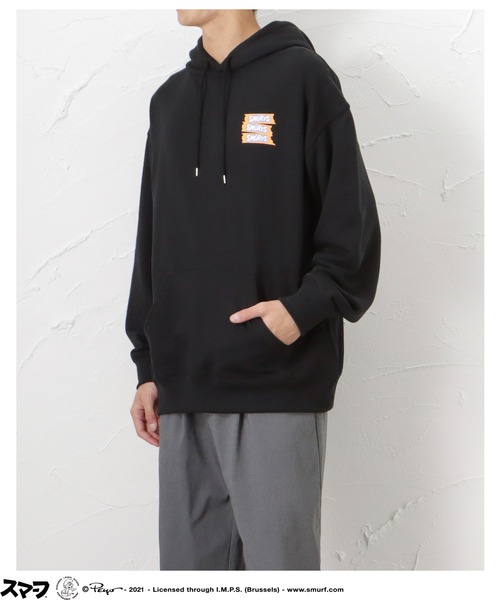 Mac-House(マックハウス)の「Smurf スマーフ プリント 裏毛スウェットプルオーバーパーカー(パーカー・メンズ・アイボリー/グリーン/ブラック・L/M)」の7枚目の写真