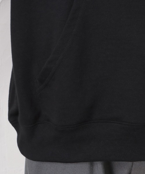 Mac-House(マックハウス)の「Smurf スマーフ プリント 裏毛スウェットプルオーバーパーカー(パーカー・メンズ・アイボリー/グリーン/ブラック・L/M)」の14枚目の写真