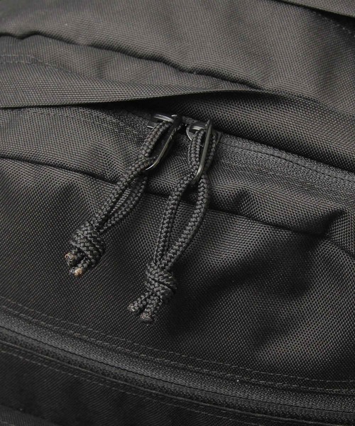 YAKPAK（ヤックパック）の「撥水 600Dポリエステル 大容量 スクエア バックパック（バックパック/リュック・メンズ・ブラック・FREE）」の10枚目の写真