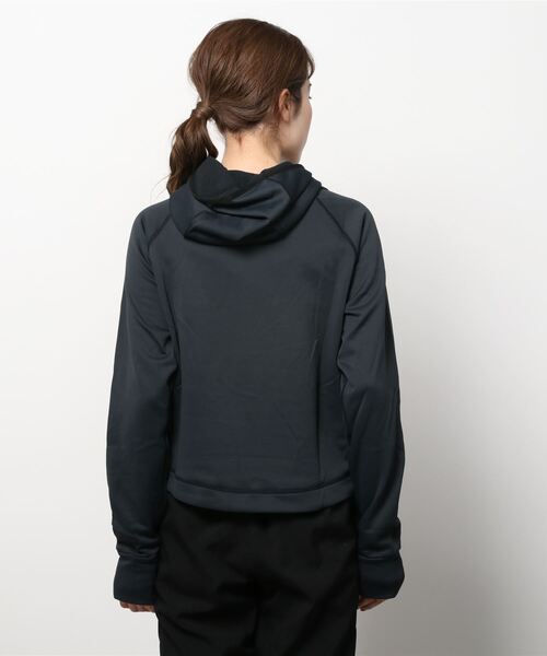 DESCENTE(デサント)の「デサント HEATNAVIハーフZIPパーカー(その他アウター・レディース・ブラック/ネイビー/レッドパープル・M/L)」の5枚目の写真