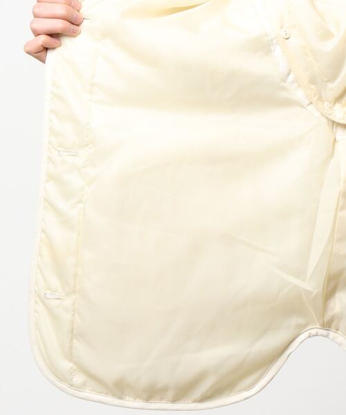 Samansa Mos2 blue（サマンサモスモスブルー）の「袖2WAYキルトジャケット（ノーカラージャケット・レディース・キナリ/ライトベージュ/ミント・ﾌﾘ-）」の6枚目の写真