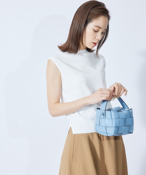 ROPE'（ロペ）の「フレンチフリーブニットプルオーバー（ニット/セーター・レディース・ホワイト系その他2/ベージュ系その他2/ミント/ネイビー/ピンク系その他2/ホワイト/オレンジ/サックスブルー・38）」の2枚目の写真