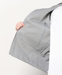 デサントオルテライン　クラフテックデュアルコンバインドリバーシブルジャケット デサント オルテラインの新作ジャケット、遮熱／保温効果を