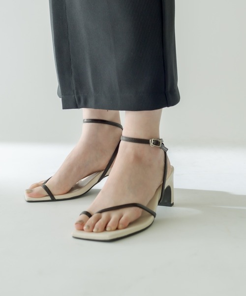 mystic（ミスティック）の「トングストラップサンダル（サンダル・レディース・アイボリー/キャメル・38/36/37）」の3枚目の写真