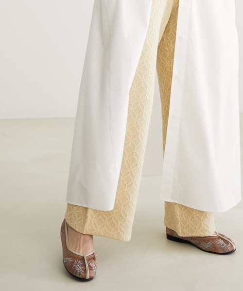 SALON adam et rope'(サロン アダム エ ロペ)の「刺繍チャイナシューズ(その他シューズ・レディース・ベージュ/ピンク・38/39/37)」の6枚目の写真