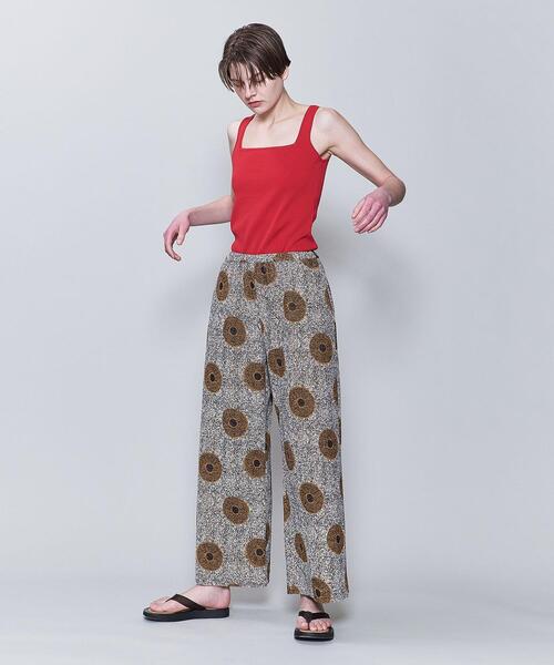 6(ロク)の「<6(ROKU)>KNIT SQUARE NECK TANK TOP/タンクトップ(タンクトップ・レディース・ホワイト/ブラック/レッド・FREE)」の3枚目の写真