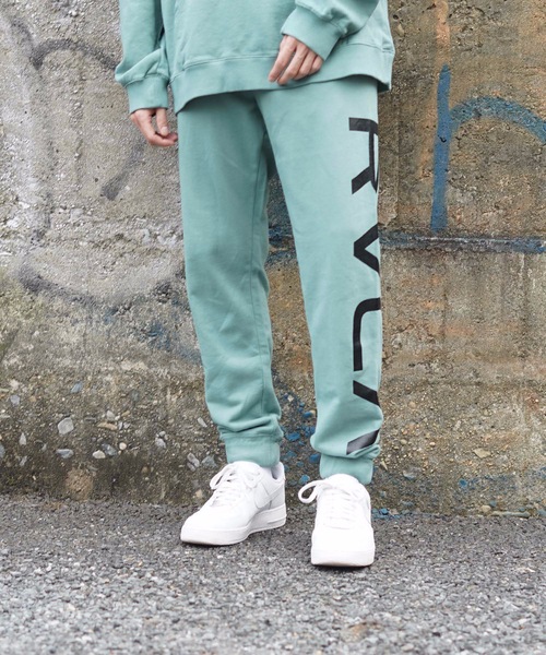 RVCA(ルーカ)の「RVCA メンズ BIG RVCA FLEECE PANT スウェットパンツ【2022年春夏モデル】ルーカロゴスウェットパンツ(スウェットパンツ・メンズ・ブラック/モスグリーン/ラベンダー・SMALL/MEDIUM/LARGE)」の22枚目の写真