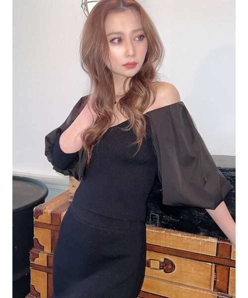 RESEXXY(リゼクシー)の「ハートネックニットトップス【セットアップ着用可能】(ニット/セーター・レディース・ブルー/ブラック/アイボリー/ベージュ・FREE)」の3枚目の写真