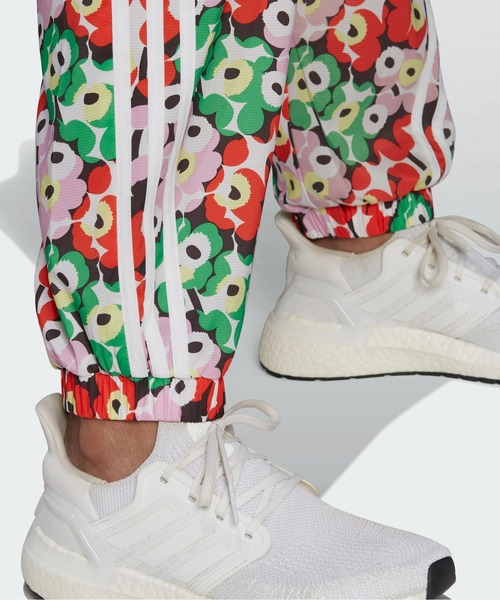 adidas（アディダス）の「マリメッコ × adidas トラックパンツ / アディダス（レディース）（その他パンツ・レディース・ホワイト系その他・MEDIUM/XX-LARGE/X-LARGE/SMALL/LARGE）」の3枚目の写真
