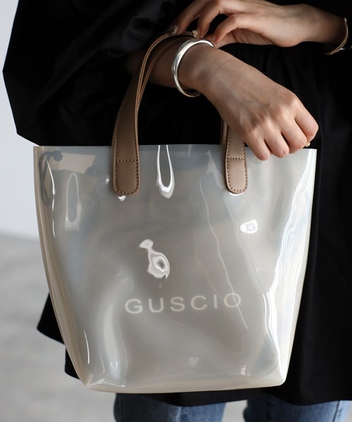 GUSCIO（グッシオ）の「【グッシオベーシック】PVCクリアトートバッグ　巾着付（トートバッグ・レディース・アイボリー/ブラック/グレイッシュベージュ/グレー/ホワイト・FREE）」の3枚目の写真