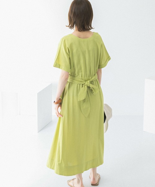 URBAN RESEARCH ROSSO WOMEN（アーバンリサーチ　ロッソ）の「『UR GREEN』2WAYウエストマークワンピース（ワンピース・レディース・チャコールグレー/パープル系その他/イエロー系その他・FREE）」の15枚目の写真