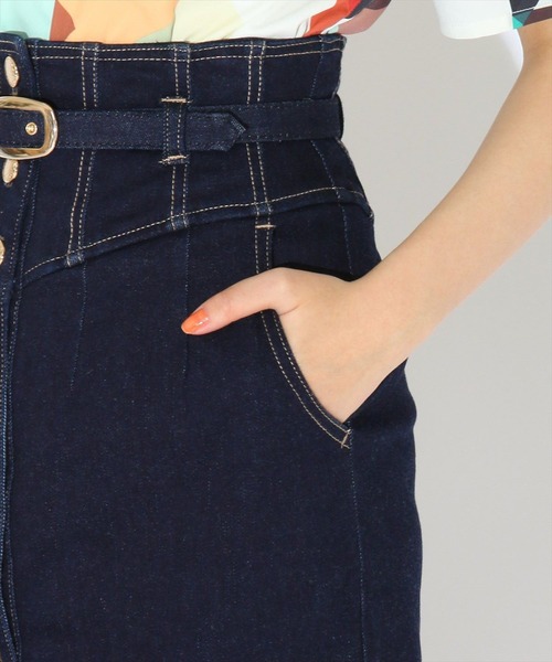 REDYAZEL（レディアゼル）の「ハイウエストデニム前ボタンタイトスカート（デニムスカート・レディース・ブルー/ネイビー・SMALL/MEDIUM）」の7枚目の写真