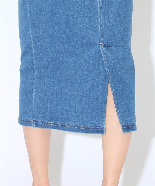 REDYAZEL（レディアゼル）の「ハイウエストデニム前ボタンタイトスカート（デニムスカート・レディース・ブルー/ネイビー・SMALL/MEDIUM）」の16枚目の写真