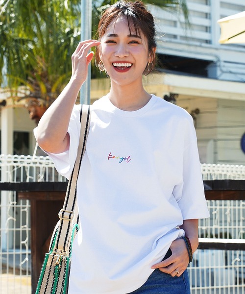 KANGOL（カンゴール）の「KANGOL カンゴール/ 刺繍ロゴTシャツ（Tシャツ/カットソー・メンズ・ホワイト系その他/グレー系その他/グリーン系その他/ブラック系その他/ホワイト系その他6/ブラック系その他2/ホワイト系その他2/ブラック系その他5/ホワイト系その他4/グレー系その他3/グリーン系その他3/ブラック系その他3/グリーン系その他2/ブラック系その他4/ホワイト系その他5/グレー系その他2/グレー系その他5/グレー系その他6/グレー系その他4/プラム/ブラック系その他6/グレー系その他7/ホワイト系その他3/パープル系/ブルー系その他・LARGE/MEDIUM/SMALL/X-LARGE）」の6枚目の写真