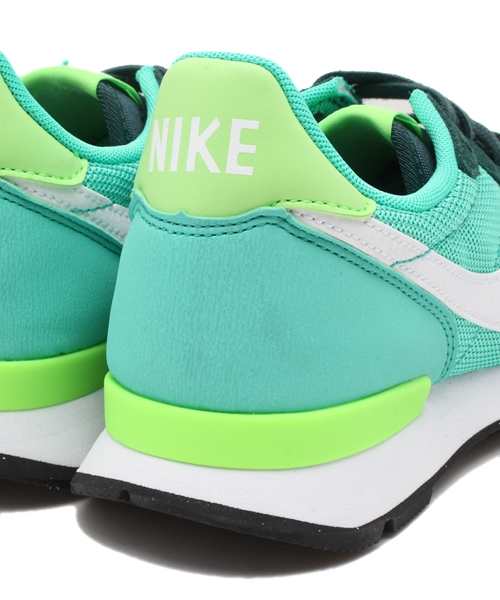 NIKE(ナイキ)の「ウィメンズ ナイキ インターナショナリスト WMNS NIKE INTERNATIONALIST 629684(スニーカー・レディース・ブラック/グリーン・24.5cm/23.5cm/24cm)」の8枚目の写真