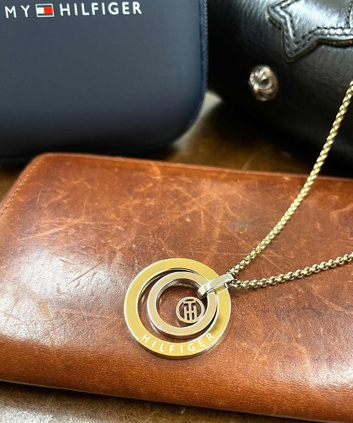 TOMMY HILFIGER（トミーヒルフィガー）の「【Tommy Hilfiger/トミーヒルフィガー】ネックレス ロゴ サークル ペンダント / ローズゴールド×ゴールド（ネックレス・レディース・ピンクゴールド・FREE）」の5枚目の写真