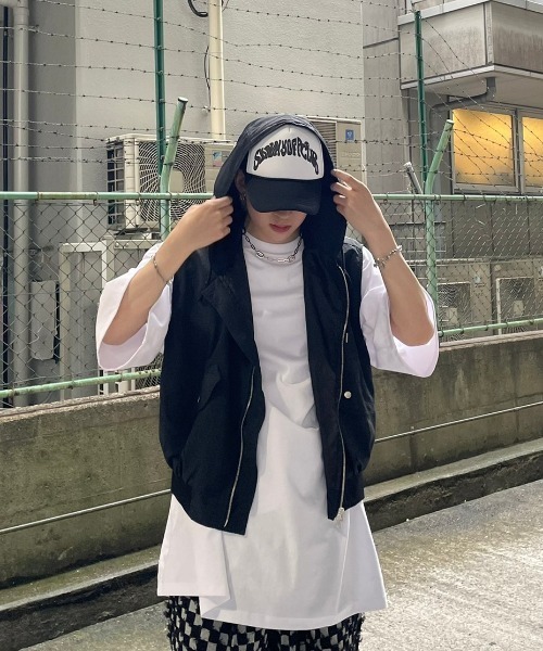 XU（エックスユー）の「【XU/エックスユー】sleeveless zip up hoodie/スリーブレス ジップアップ フーディー ベスト チョッキ風 フード ストリート（その他トップス・レディース・ブラック/グレー・ONE SIZE）」の13枚目の写真