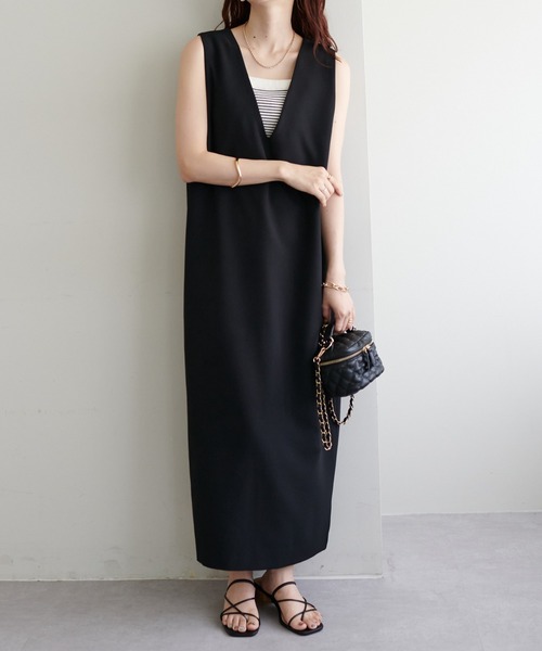 DISCOAT(ディスコート)の「深Vジャンスカ(ジャンパースカート・レディース・ブラック/モカ/ベージュ・FREE)」の4枚目の写真