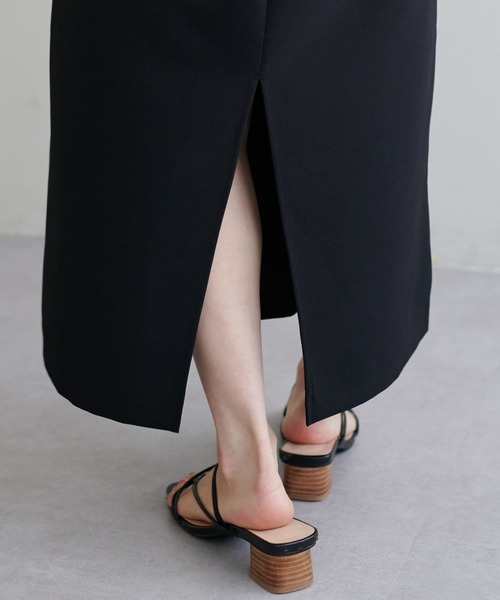 DISCOAT(ディスコート)の「深Vジャンスカ(ジャンパースカート・レディース・ブラック/モカ/ベージュ・FREE)」の13枚目の写真