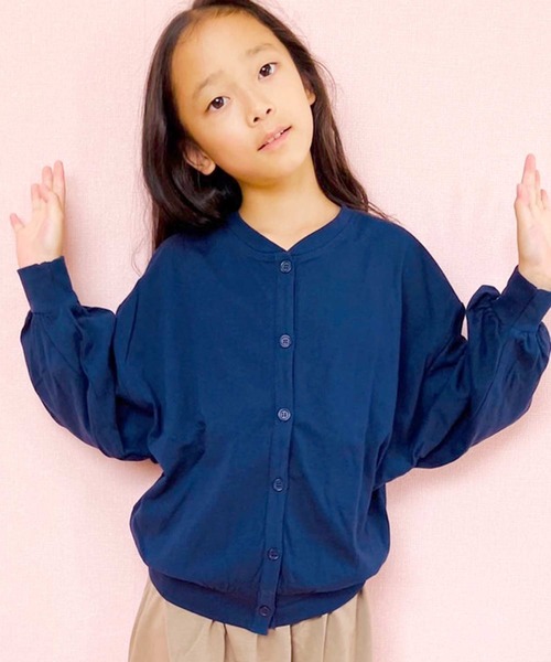 THE CASUAL（カジュアル）の「2WAYドルマンカーデ（カーディガン/ボレロ・キッズ・ブラック/チャコール/杢グレー/ダークグリーン/オフホワイト/ネイビー/マスタード/ベージュ・140cm/160cm/150cm/120cm/110cm/130cm）」の7枚目の写真