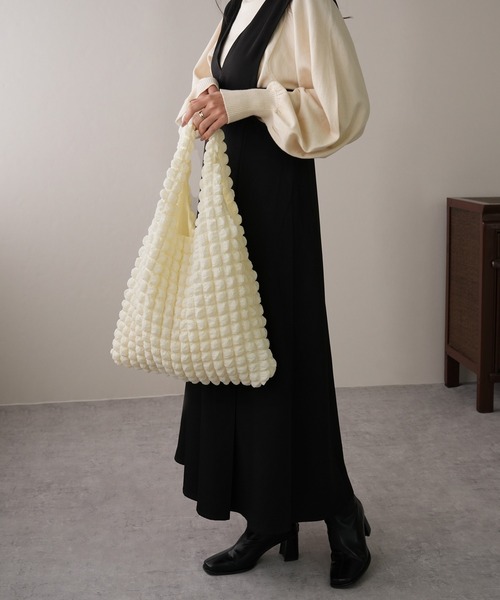 IAMUSE（アイアミューズ）の「ぽこぽこトートバッグ S0772【IAMUSE】（トートバッグ・レディース・ミント/ライラック/ブルーグレー/ブラック/オフホワイト・FREE）」の13枚目の写真