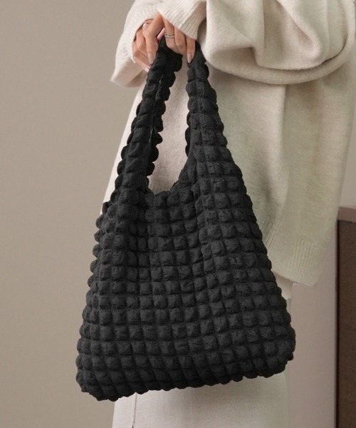 IAMUSE（アイアミューズ）の「ぽこぽこトートバッグ S0772【IAMUSE】（トートバッグ・レディース・ミント/ライラック/ブルーグレー/ブラック/オフホワイト・FREE）」の15枚目の写真