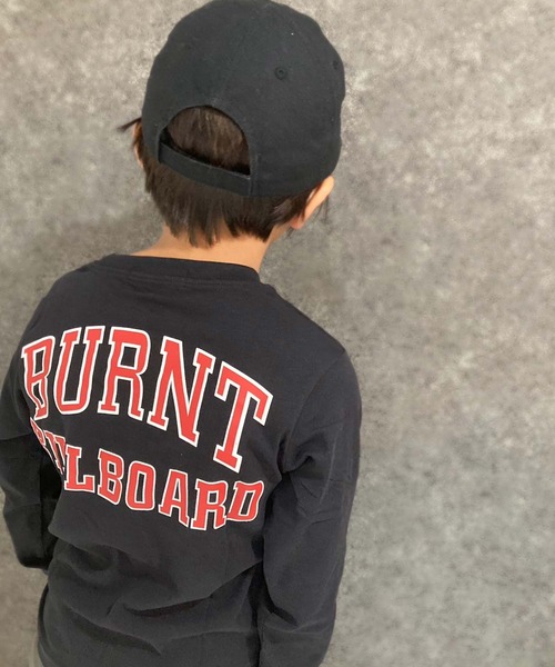 THE CASUAL（カジュアル）の「選べる20カラープリント長袖Tシャツ（Tシャツ/カットソー・キッズ・ベージュ系/ベージュ/カーキ/ネイビー/チャコール/ダークグリーン系/グレー系/オフホワイト/ホワイト系/ブラック/ダークグリーン/杢グレー/グレー系1/ホワイト系1/ブラック系2/ブラック系/ブラック系1/ブラウン/ミント/ブルー・110cm/150cm/120cm/130cm/140cm/160cm）」の6枚目の写真