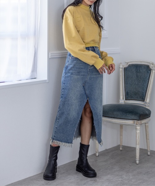 clear（クリア）の「エンボスロゴショート丈スウェットトップス（スウェット・レディース・ブラック/イエロー/グリーン/アイボリー・F）」の16枚目の写真