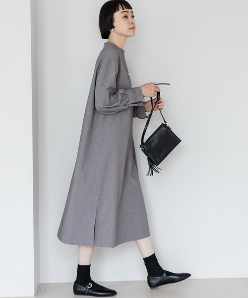 THE SHOP TK （ザ ショップ ティーケー ）の「◆【セレモニー/入卒/ONOFF対応/洗える】ダブルカフスサックワンピース（ワンピース・レディース・グレー/ブラック・12/13/14）」の3枚目の写真