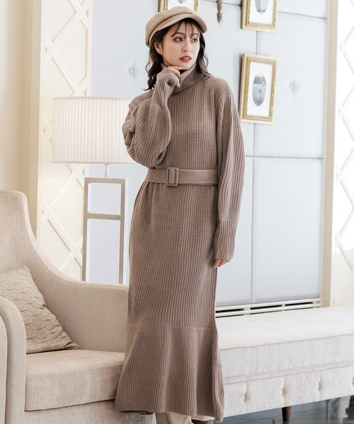 Julia Boutique(ジュリアブティック)の「ベルト付きタートルネックローゲージニットマーメイドワンピース/22637(ワンピース・レディース・アイボリー/ブラック/プラム/モカ・ONE)」の10枚目の写真