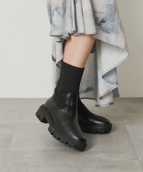 SENSE OF PLACE by URBAN RESEARCH（センスオブプレイスバイアーバンリサーチ）の「ボリュームソールニットブーツ（ブーツ・レディース・アイボリー/ブラック・SMALL/MEDIUM/LARGE）」の11枚目の写真