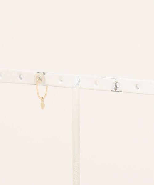 PAS TIERRA（パティエラ）の「【Ray】K10ハートイヤリング（片耳用）（イヤリング・レディース・イエローゴールド・FREE）」の2枚目の写真