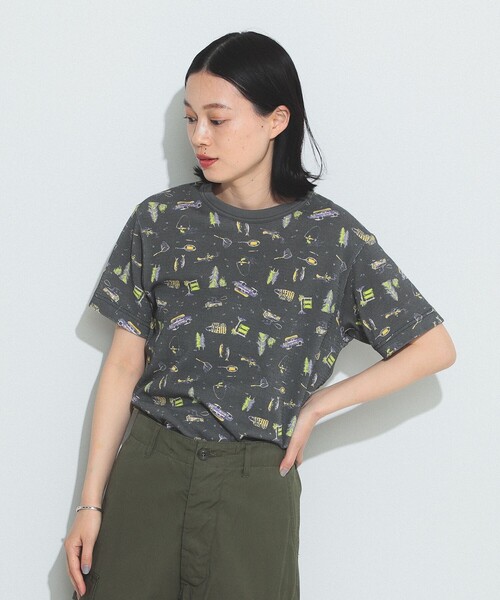 BEAMS BOY（ビームスボーイ）の「BEAMS BOY / キャンプ プリント サーマル ショートスリーブ Tシャツ（Tシャツ/カットソー・レディース・ベージュ/チャコールグレー・ONE SIZE）」の8枚目の写真
