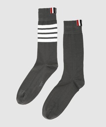THOM BROWNE（トムブラウン）の「MID CALF SOCKS W/ 4BAR IN