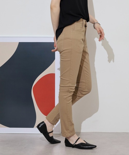 atONE(アットワン)の「atONE フロントジッパーツイルスキニーパンツ(その他パンツ・レディース・ナチュラル/クリーム/ベージュ/カーキ/ブラック/チャコールグレー・LL/4L/3L/M/L)」の15枚目の写真